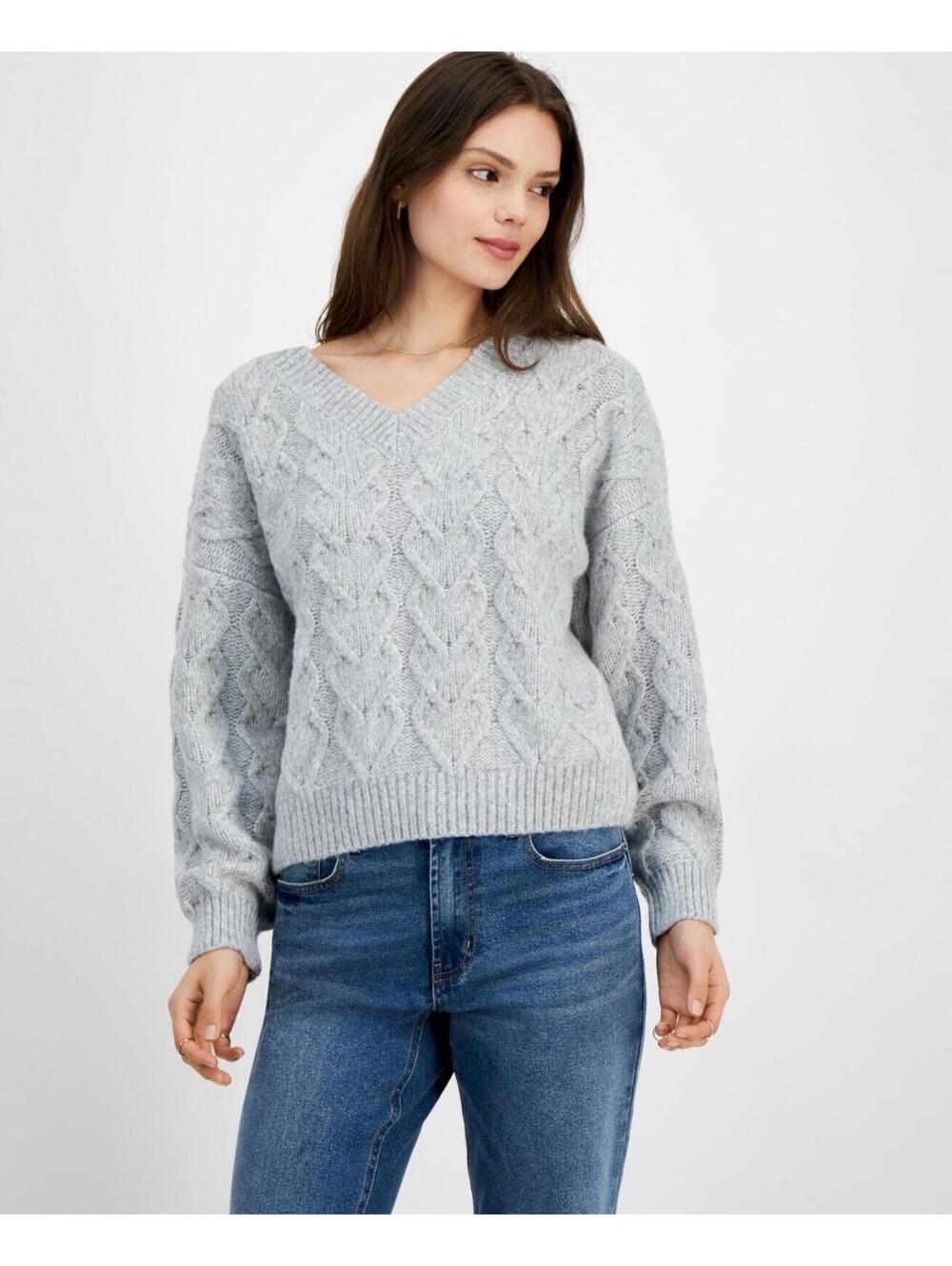 $44 Juniors' Heart Cable-Knit V-Neck Sweater - Light Grey S